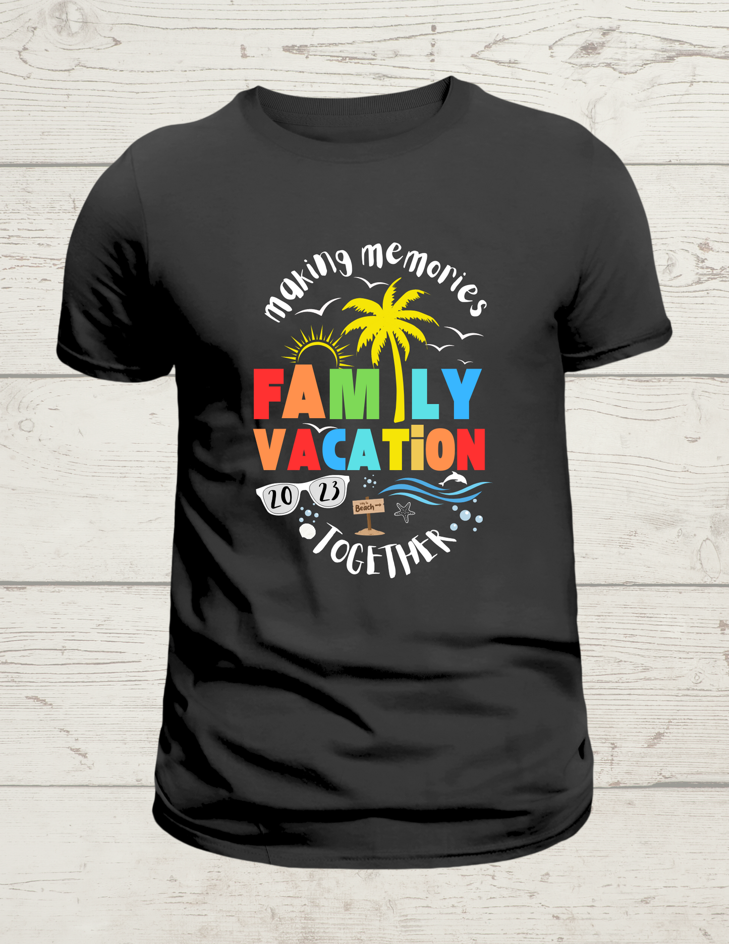 FAMILY VACAY TEE